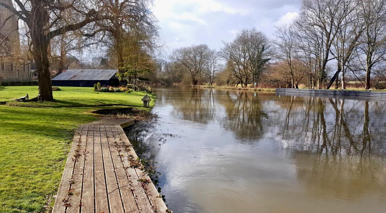 River Nene Cottages Water Newton Εξωτερικό φωτογραφία
