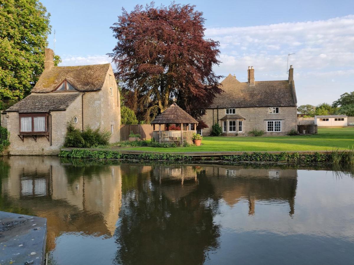 River Nene Cottages Water Newton Εξωτερικό φωτογραφία