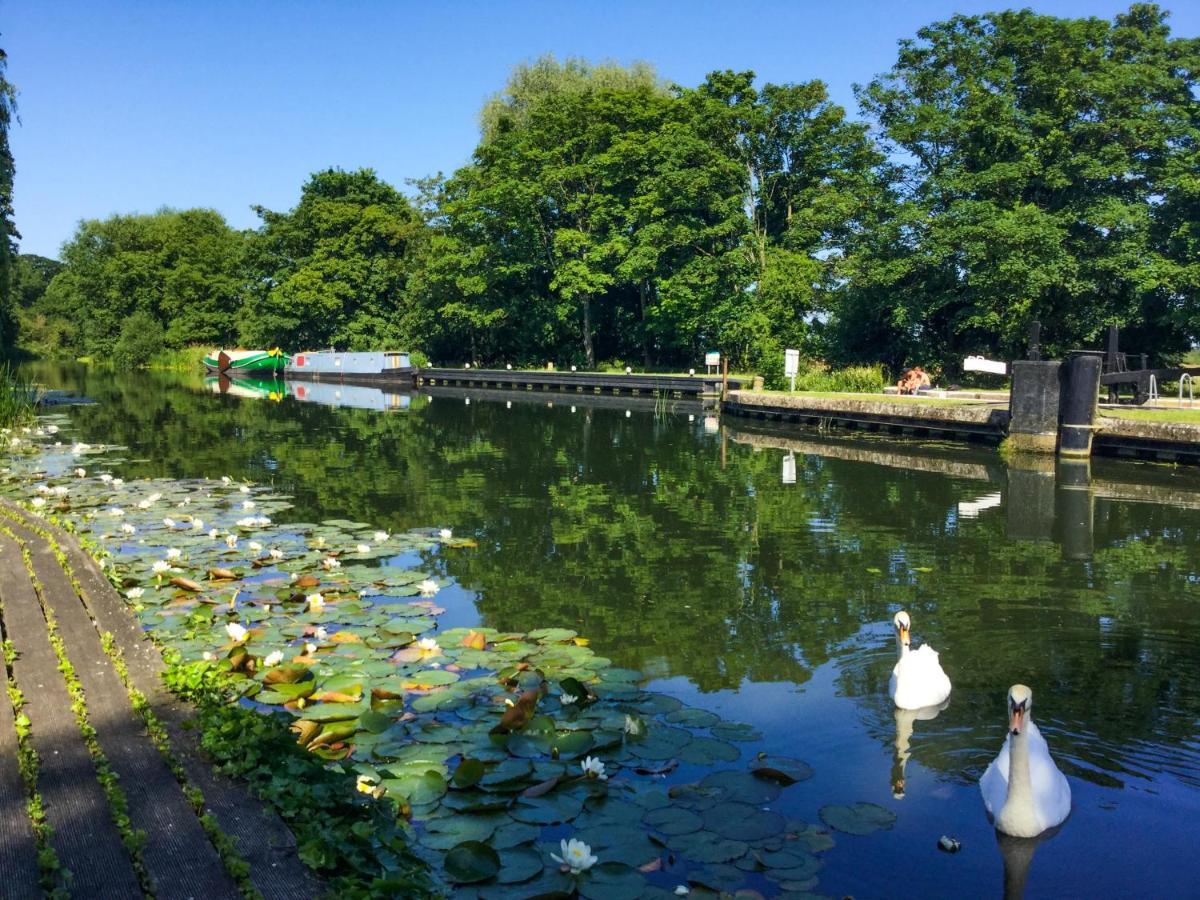 River Nene Cottages Water Newton Εξωτερικό φωτογραφία