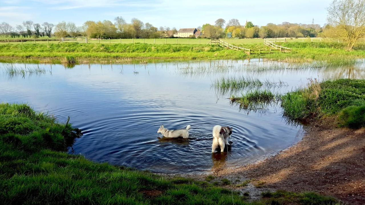 River Nene Cottages Water Newton Εξωτερικό φωτογραφία