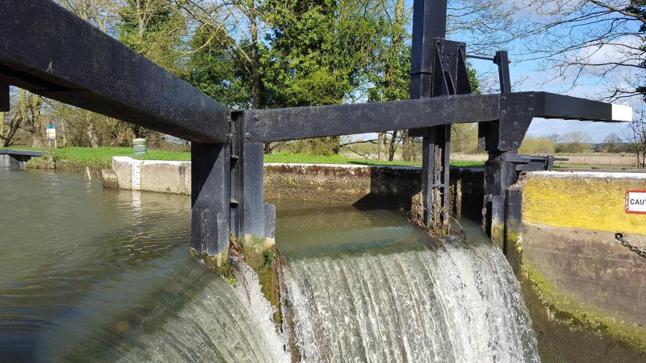 River Nene Cottages Water Newton Εξωτερικό φωτογραφία